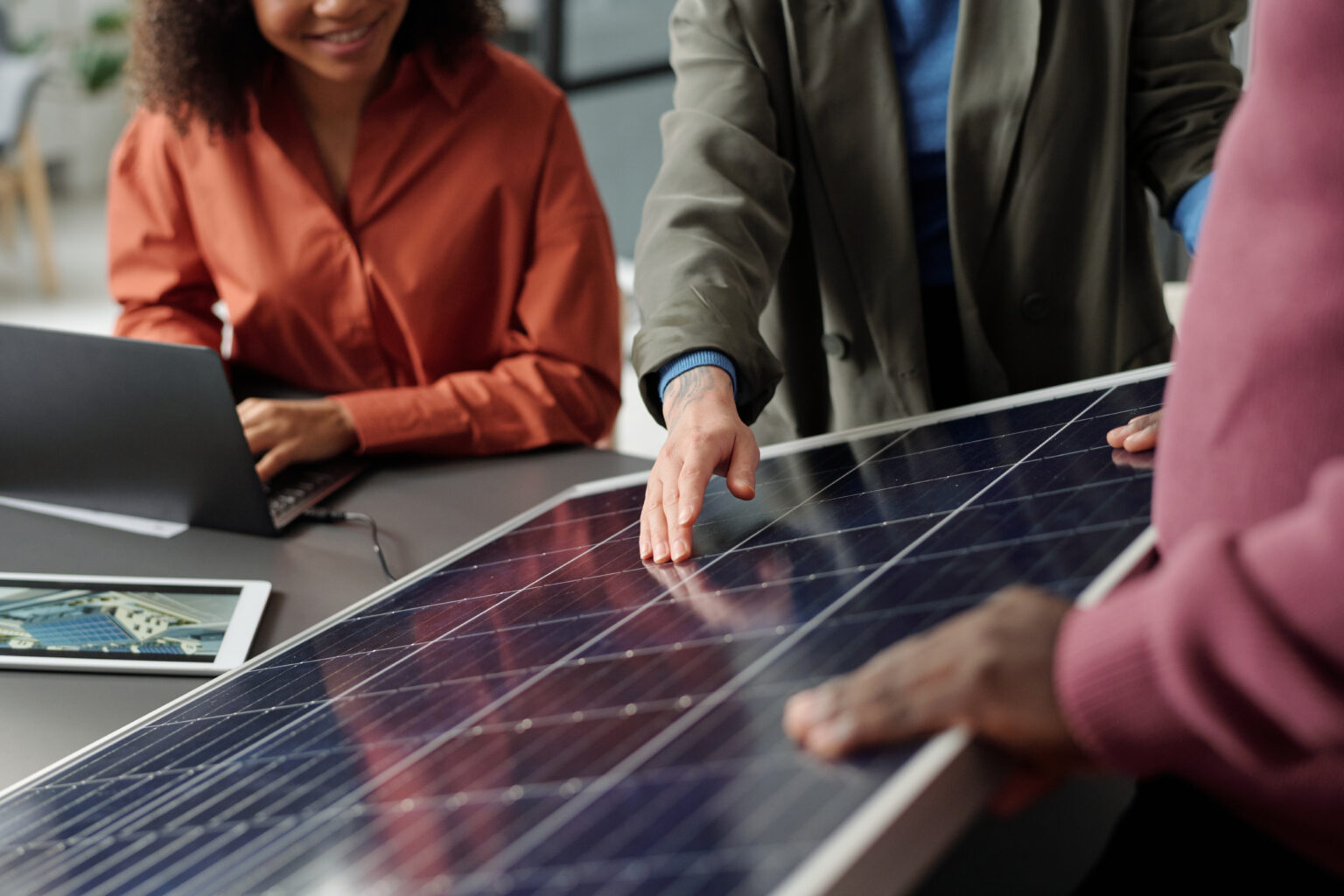Zonnepanelen als onderdeel voor slim energie en accubeheer